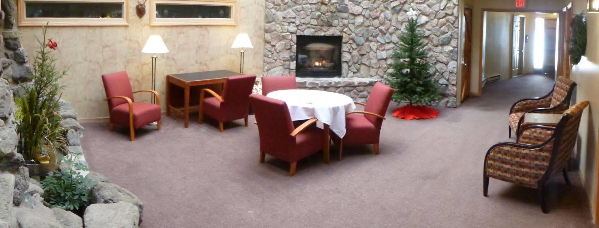 The Otter Lodge Ottertail エクステリア 写真